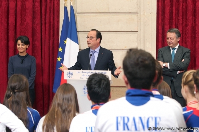 20150530-François-Hollande-Najat-Vallaud-Belkacem-UNSS-Elysee-3-Web