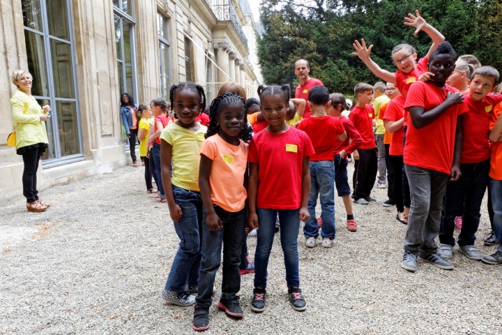 A l’occasion de la fête de la musique, concert final de la première édition de "l’École en chœur" avec sur scène les chorales lauréates, Aldebert, la compagnie Sans-Père et de nombreux autres groupes musicaux de jeunes, au Ministère de l’Éducation nationale, le dimanche 21 juin 2015 - © Philippe DEVERNAY
